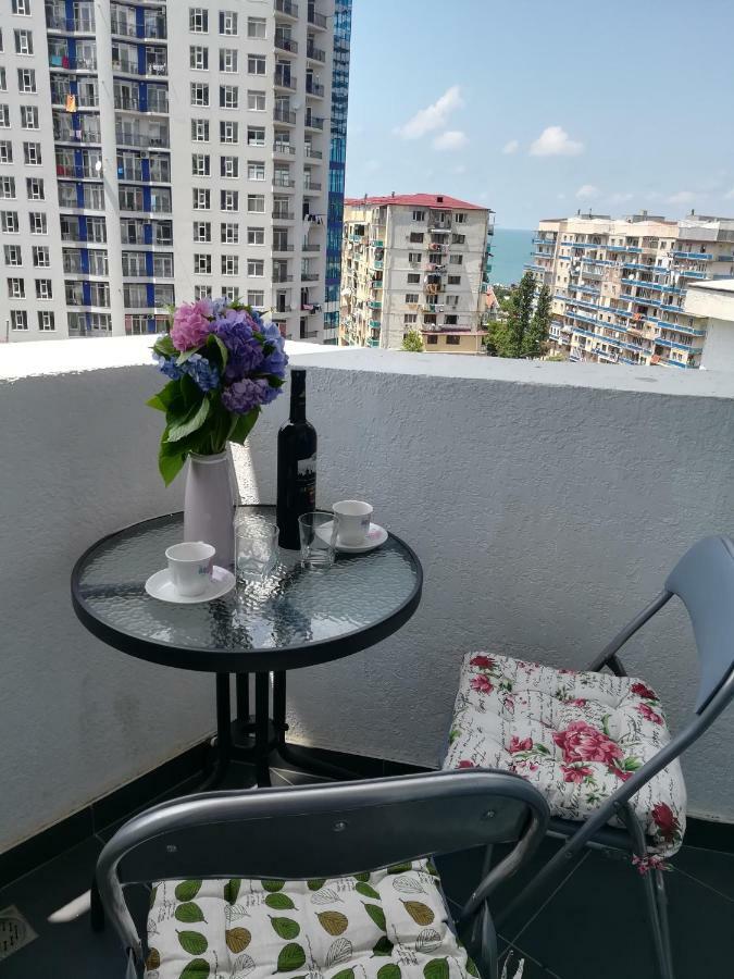 Apartament In Real Pealce In 바투미 외부 사진
