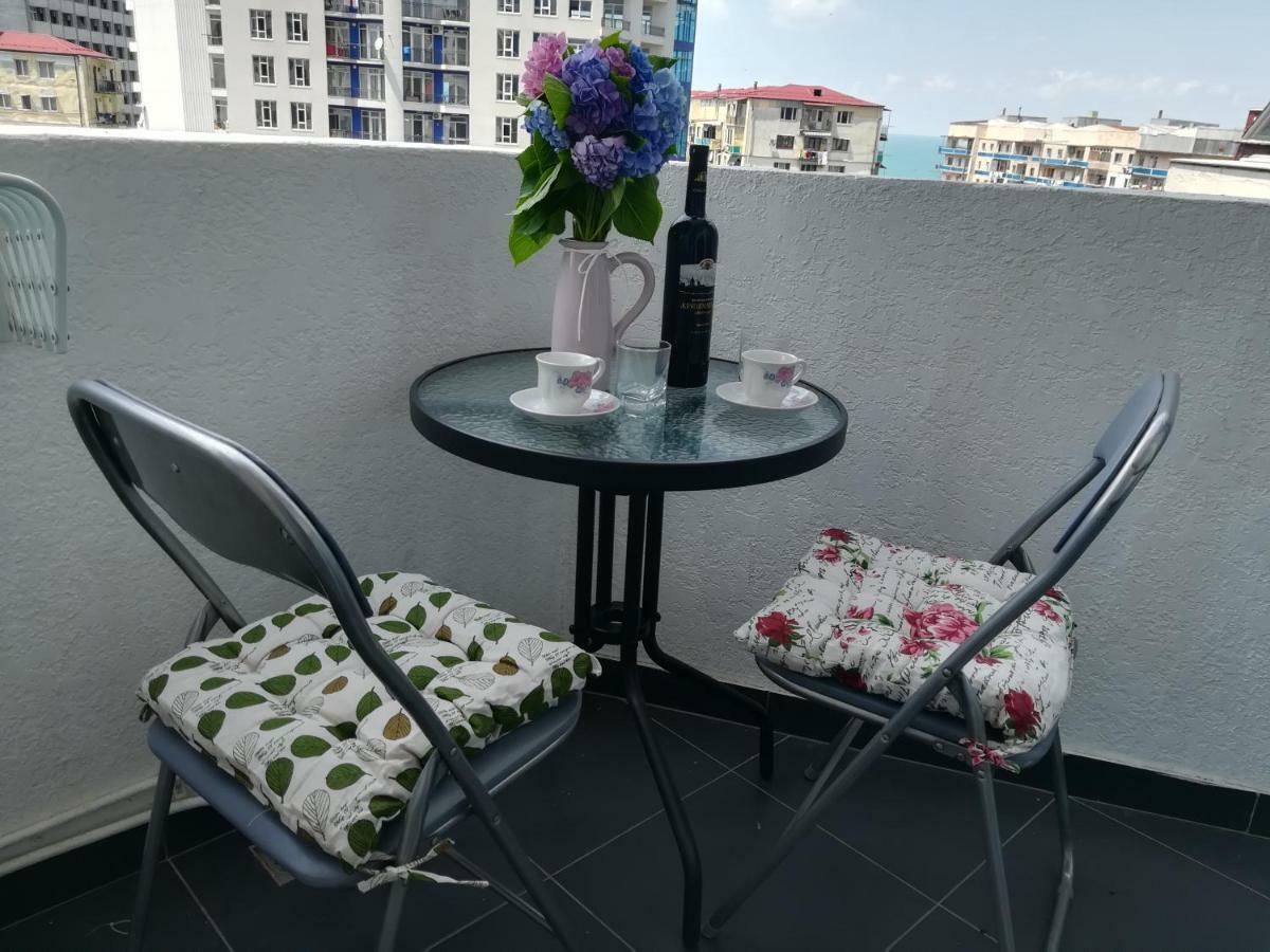 Apartament In Real Pealce In 바투미 외부 사진